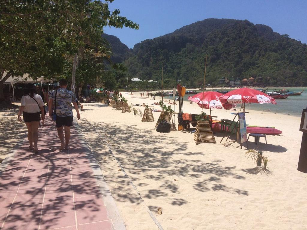 Bung House Hotell Phi Phi-øyene Eksteriør bilde
