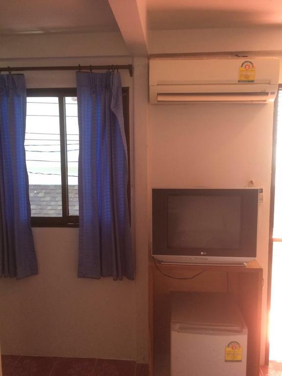Bung House Hotell Phi Phi-øyene Eksteriør bilde